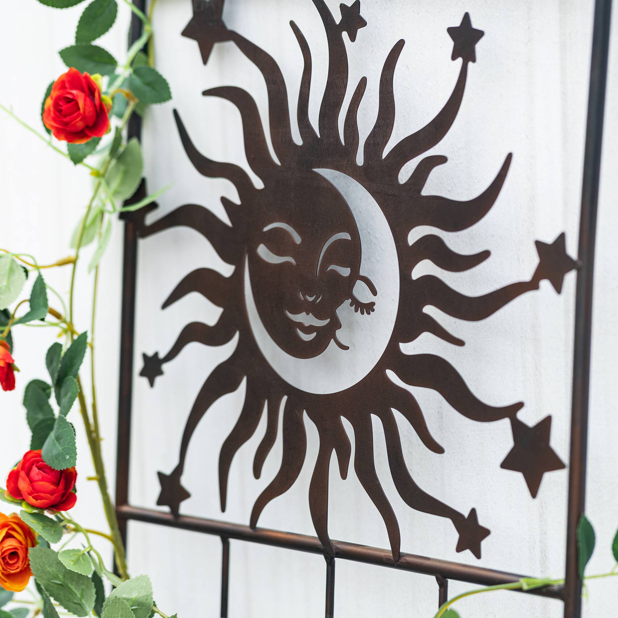 Glitzhome® 48" Painted Metal Sun Garden Trellis Stakes
